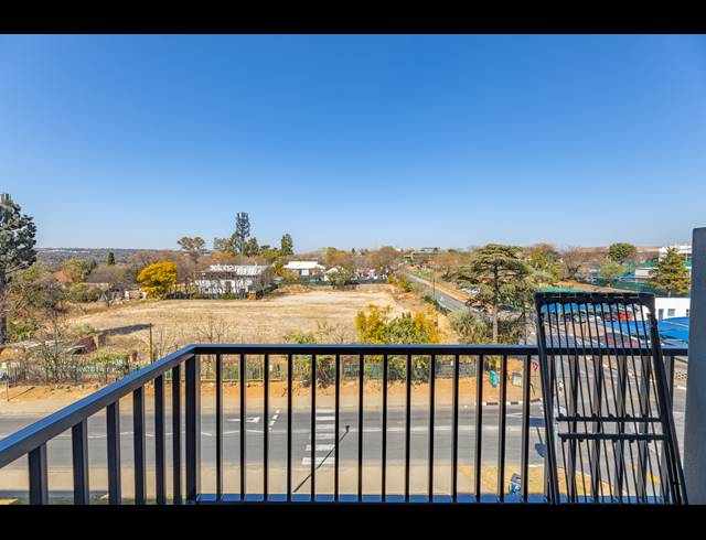 1 BEDROOM APARTMENT FOR SALE IN RIVONIA